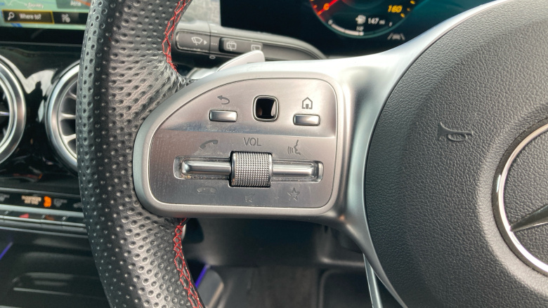 Mercedes-Benz GLB 200 AMG Line Premium 5dr 7G-Tronic Petrol Estate